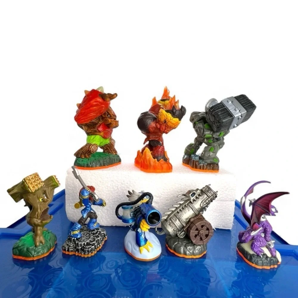 Skylanders Giants Lot of 8 Figures W/Case-HotHead,Crusher,Tree Rex+More Tested